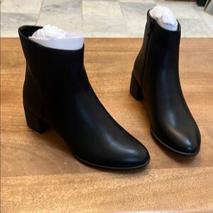 Soul Naturalizer Elegant Black Ankle Boots Sz 9